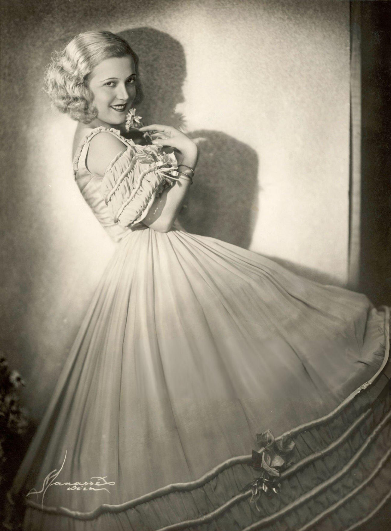 Marta Eggerth, 1930S.