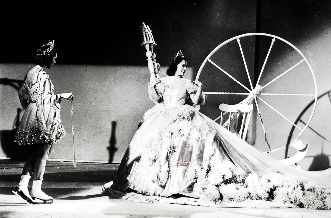 Dancing On Ice, Ice Follies Of 1939 Mary (Joan Crawford), 1939