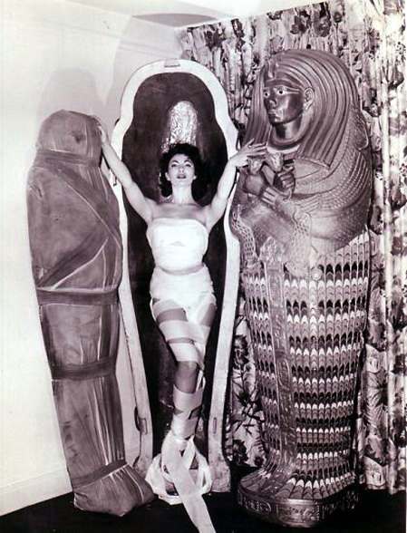 Yvonne Furneaux In 'The Mummy', 1959.