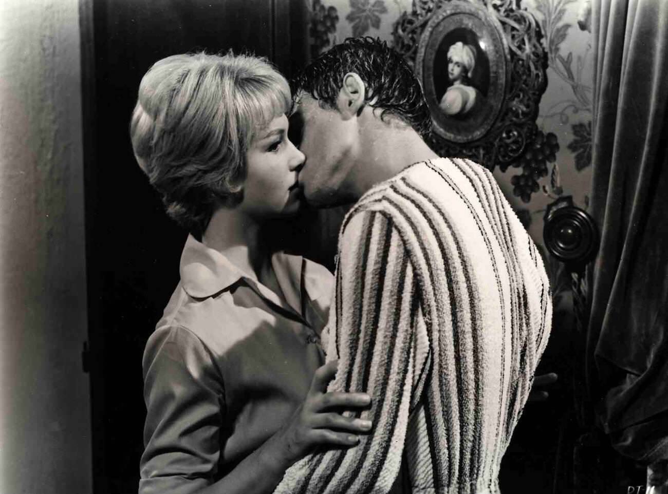 Jean-Paul Belmondo In 'Schritte Ohne Spur', 1960S.