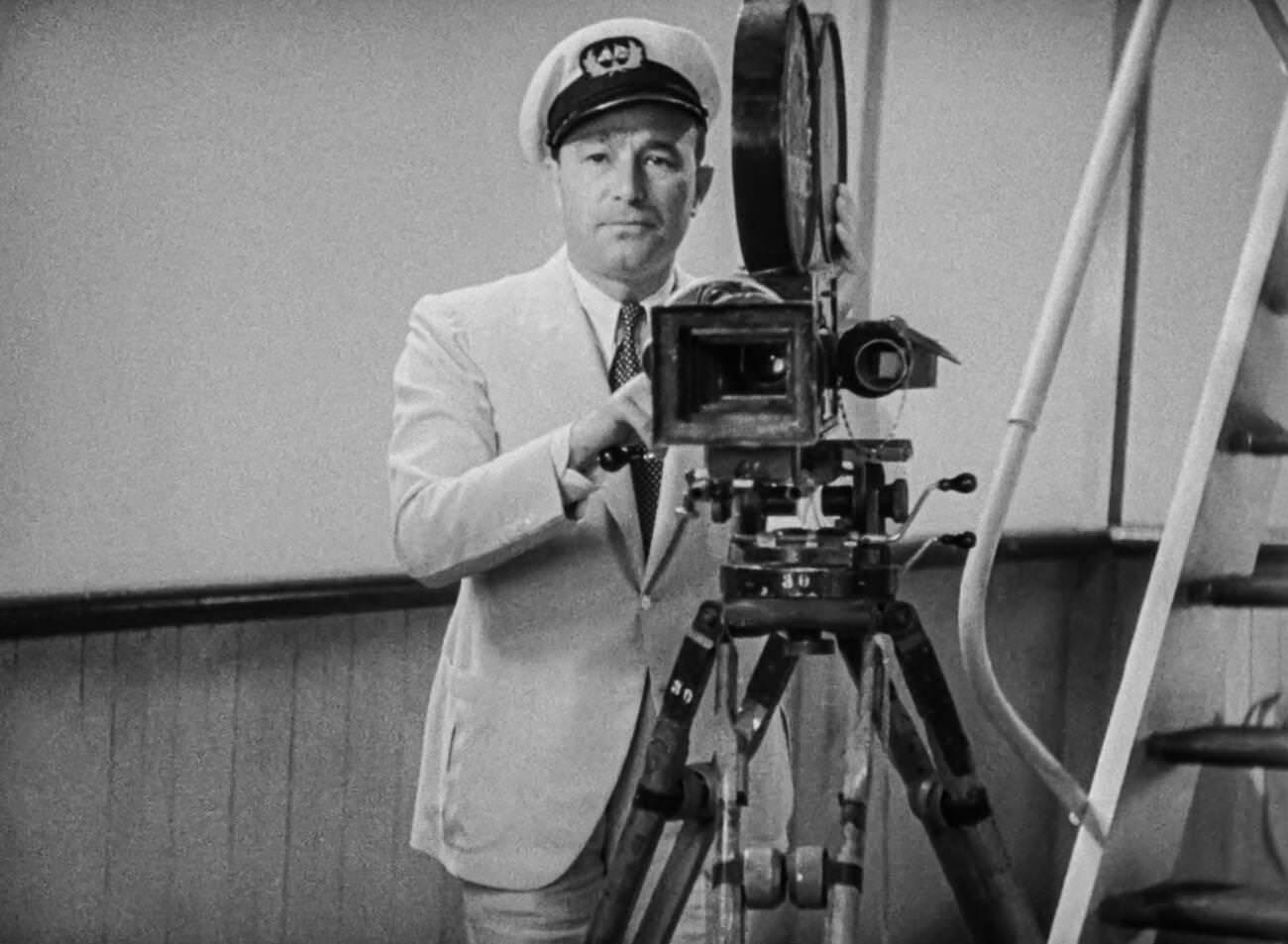 Robert Armstrong In A Scene From The Film King Kong, 1933.