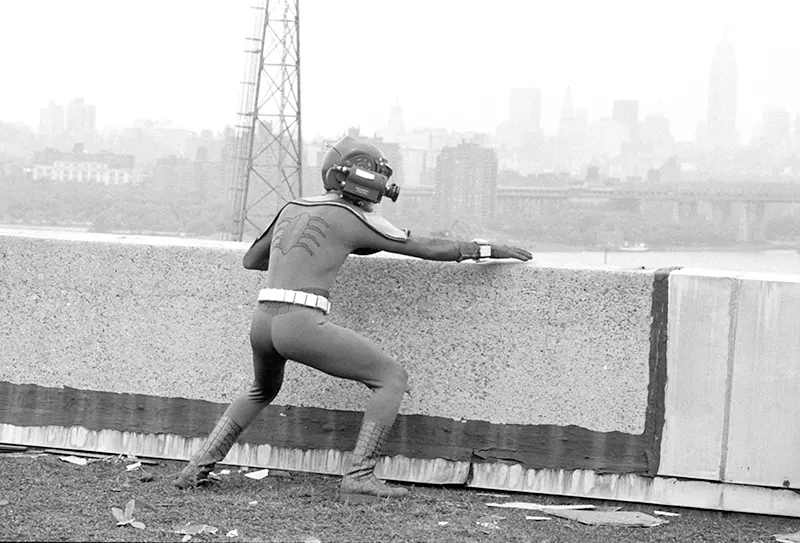 Waugh Records Footage With The “Camera-Hat.”