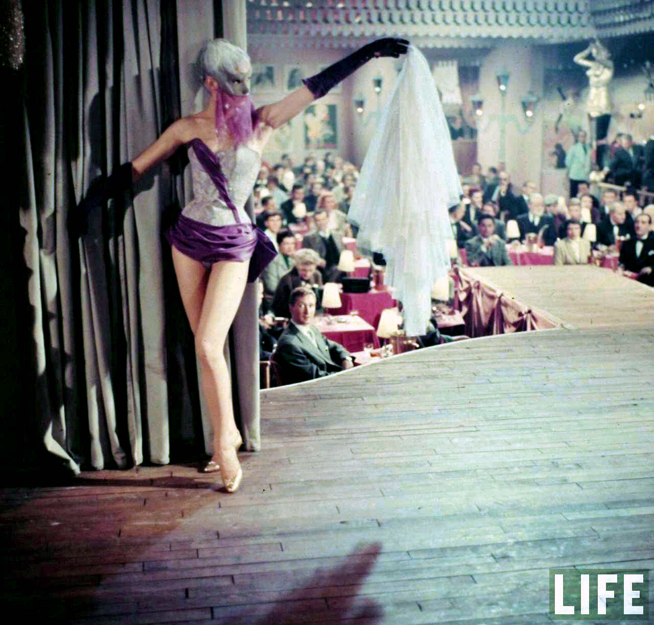 Brigitte Bardot Striptease 1956 Seductive Striptease Scene In &Quot;Plucking The Daisy&Quot; (1956)