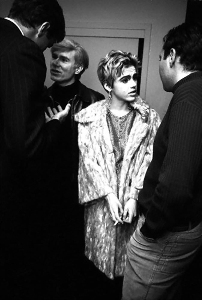 Pop Art Princess: Edie Sedgwick'S Captivating Presence In Andy Warhol'S Photography