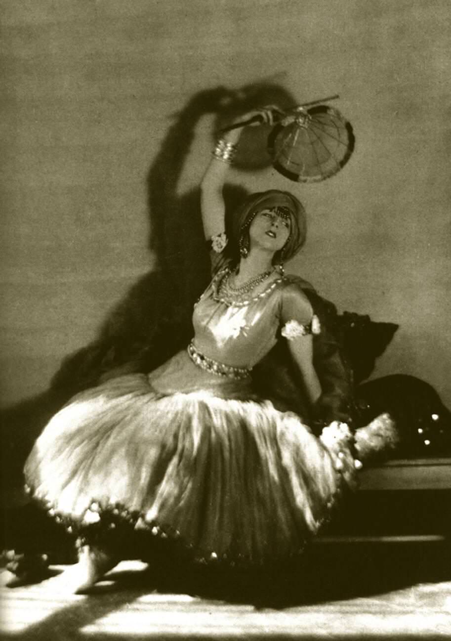 Ruth St. Denis, 1910.