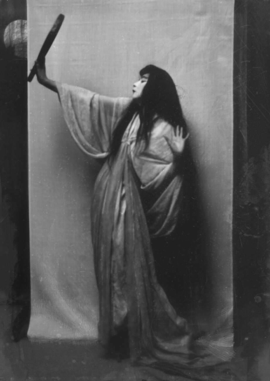 Ruth St. Denis, 1913.