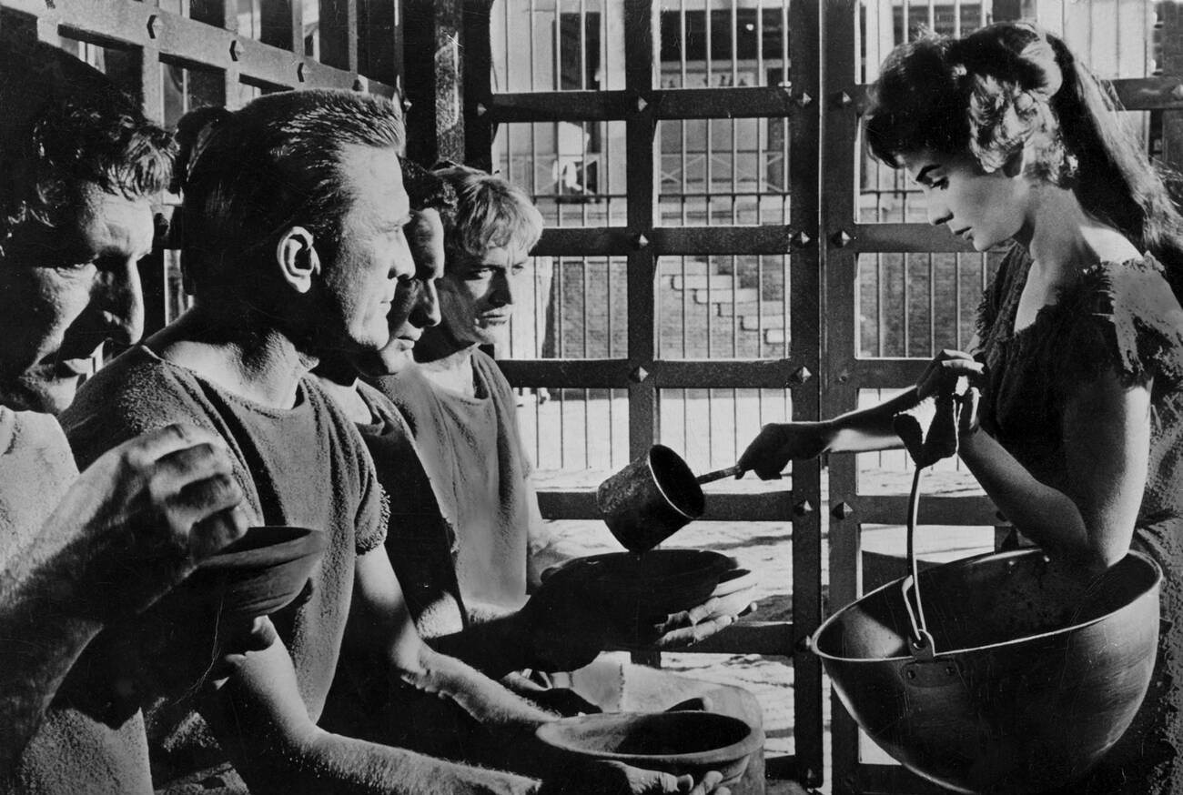 Kirk Douglas As Spartacus And Jean Simmons, 1960.