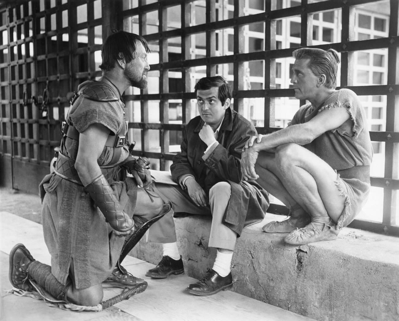 Charles Mcgraw, Stanley Kubrick, And Kirk Douglas On The Set Of Spartacus, 1960.