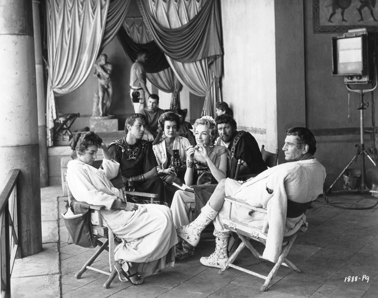 Jean Simmons, John Dall, Joanna Barnes, Nina Foch, Peter Ustinov, And Laurence Olivier On The Set Of Spartacus, 1960.