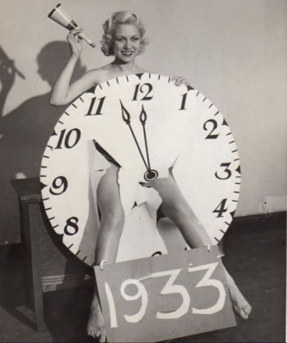 Hazel Sofinger Wishing Everyone A Happy, 1933.
