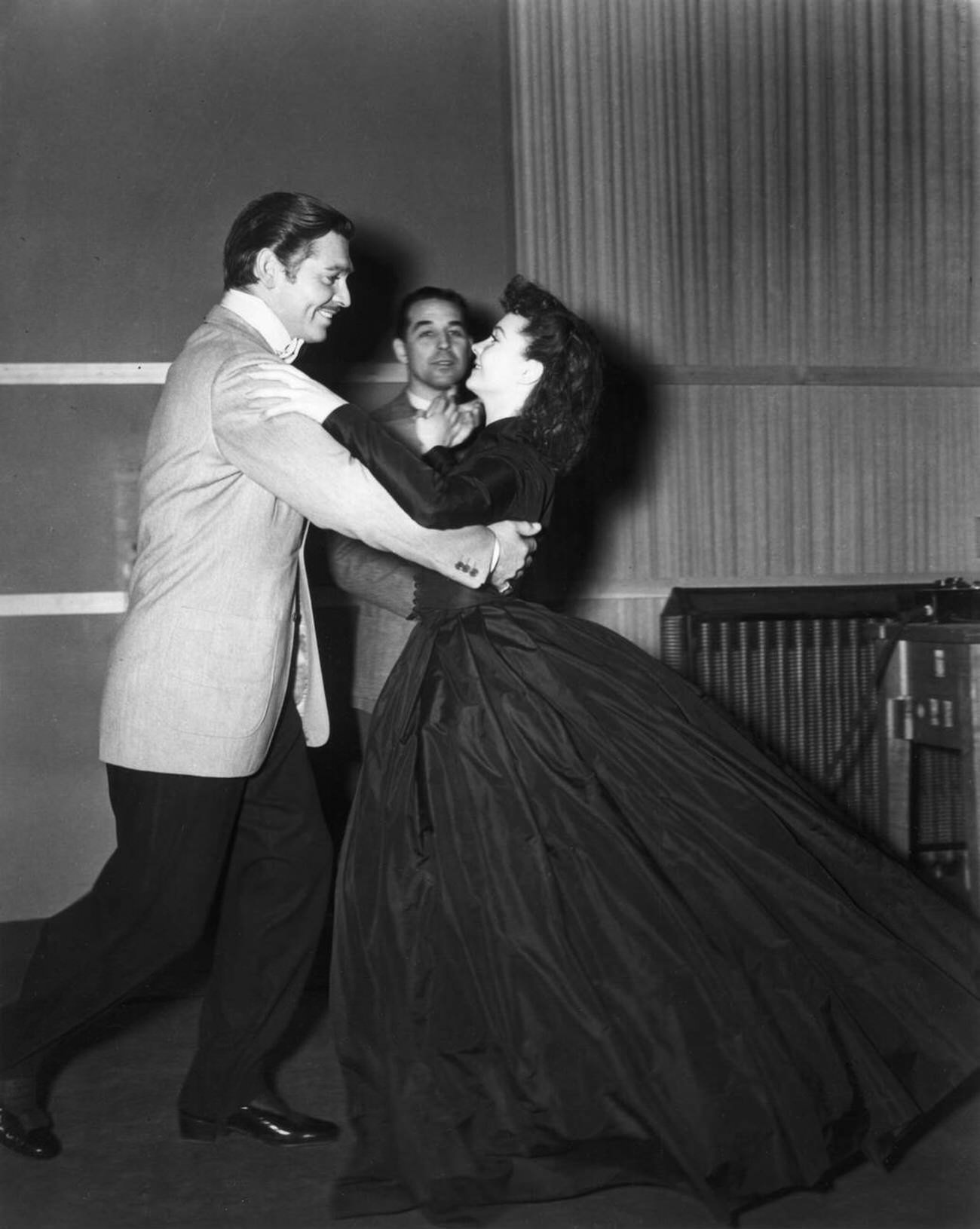 Clark Gable And Vivien Leigh Rehearsing A Dance With Eddie Prinz For ‘Gone With The Wind’, 1939.