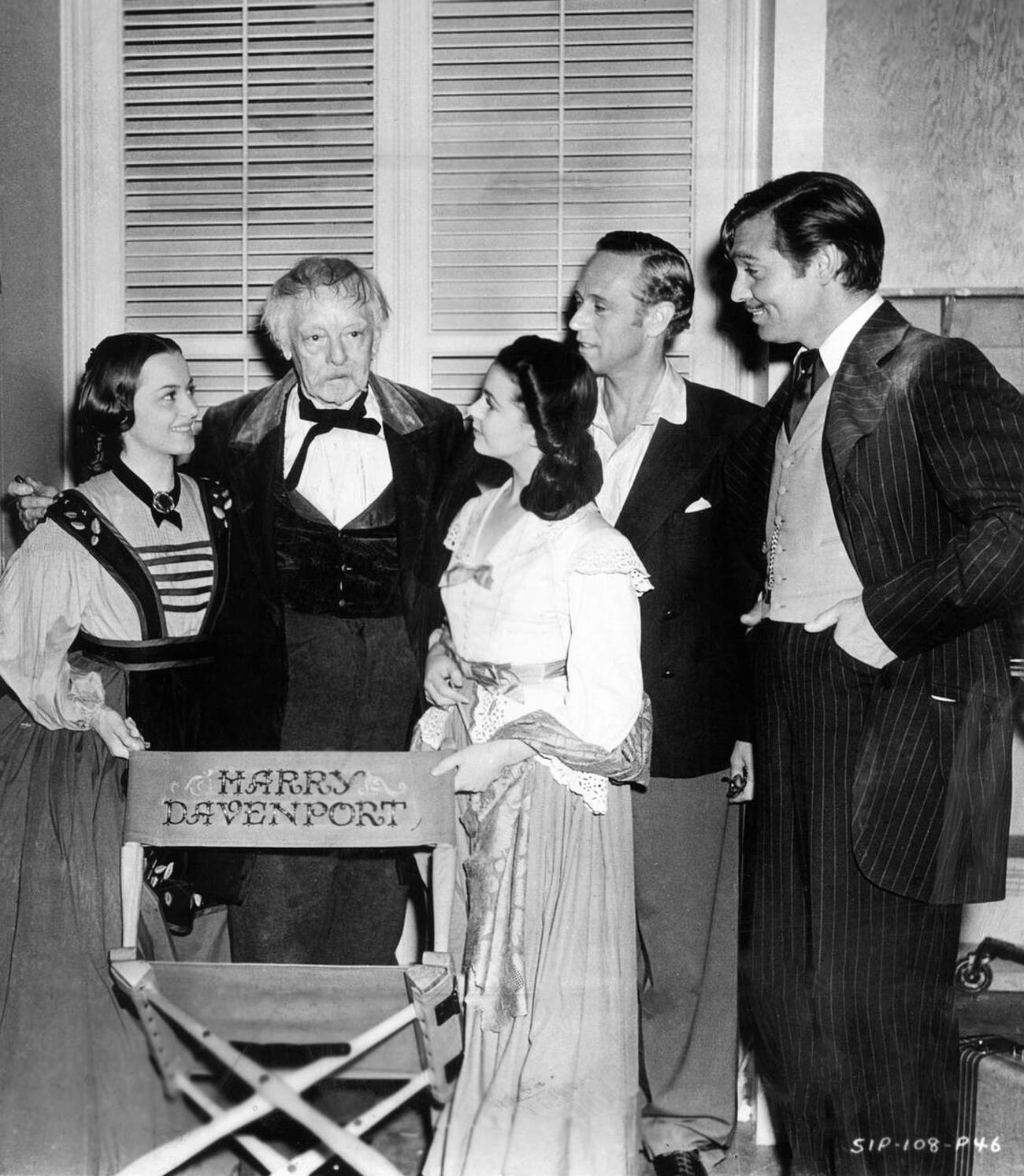 Olivia De Havilland, Harry Davenport, Vivien Leigh, Leslie Howard, And Clark Gable On The Set Of ‘Gone With The Wind’, 1939.