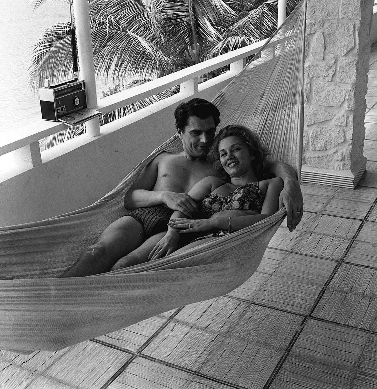 Edmund Purdom And Linda Christian On Holiday, July 1962.