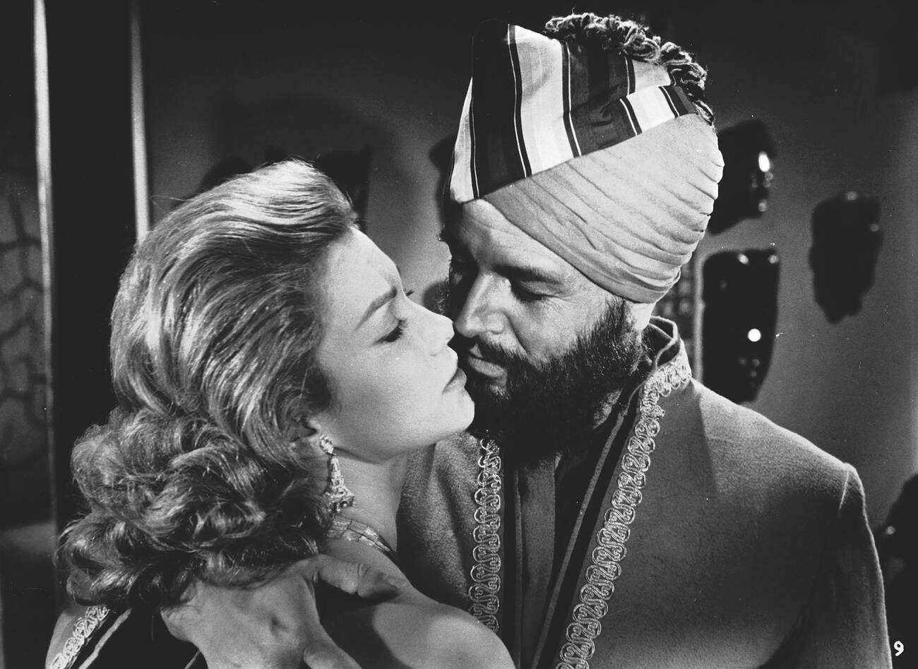Linda Christian And O.w. Fischer In ‘Peter Voss, Der Held Des Tages’, 1959.