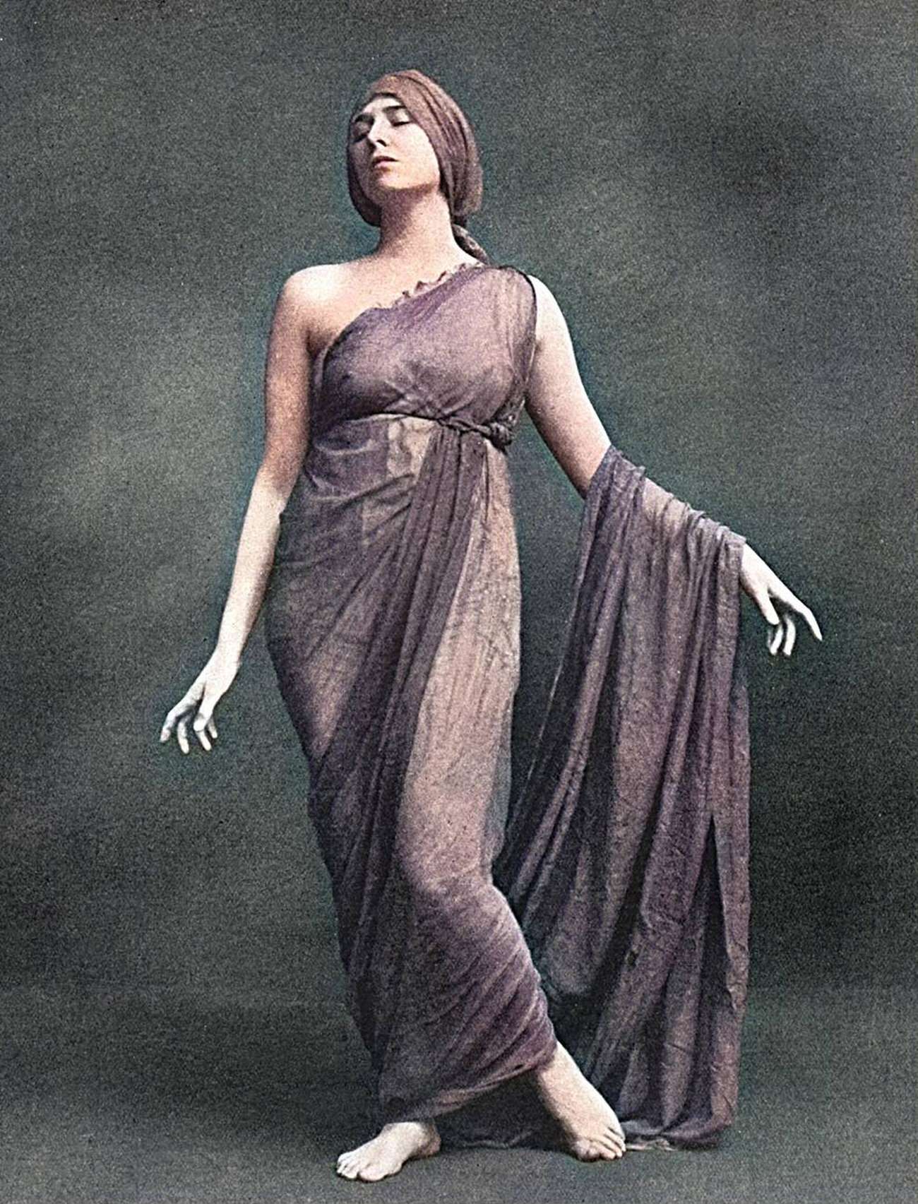Portrait Of Margaret Morris, Famous Dancer And Teacher, 1915.