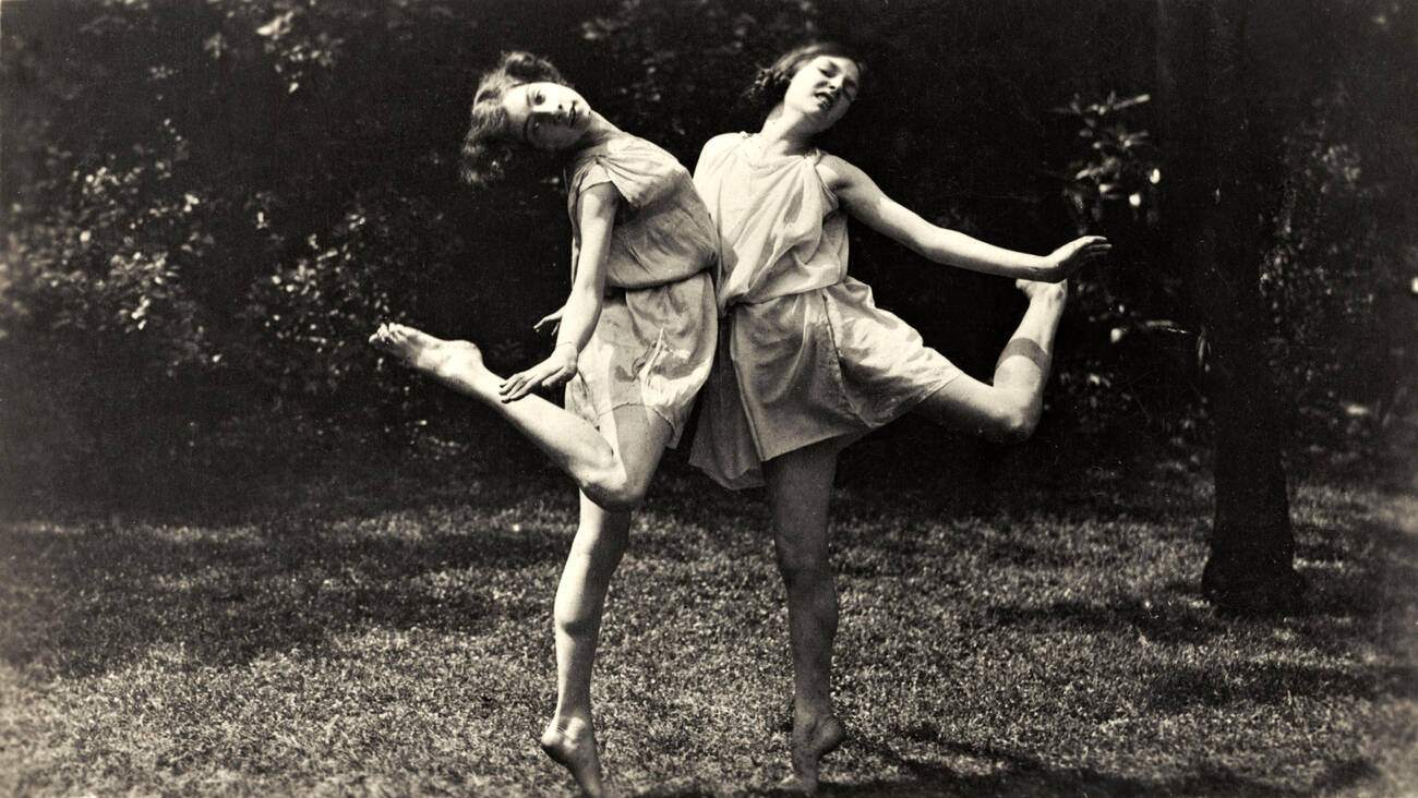 Margaret Morris Dance School Pupils Dancing At Summer School, 1930S.