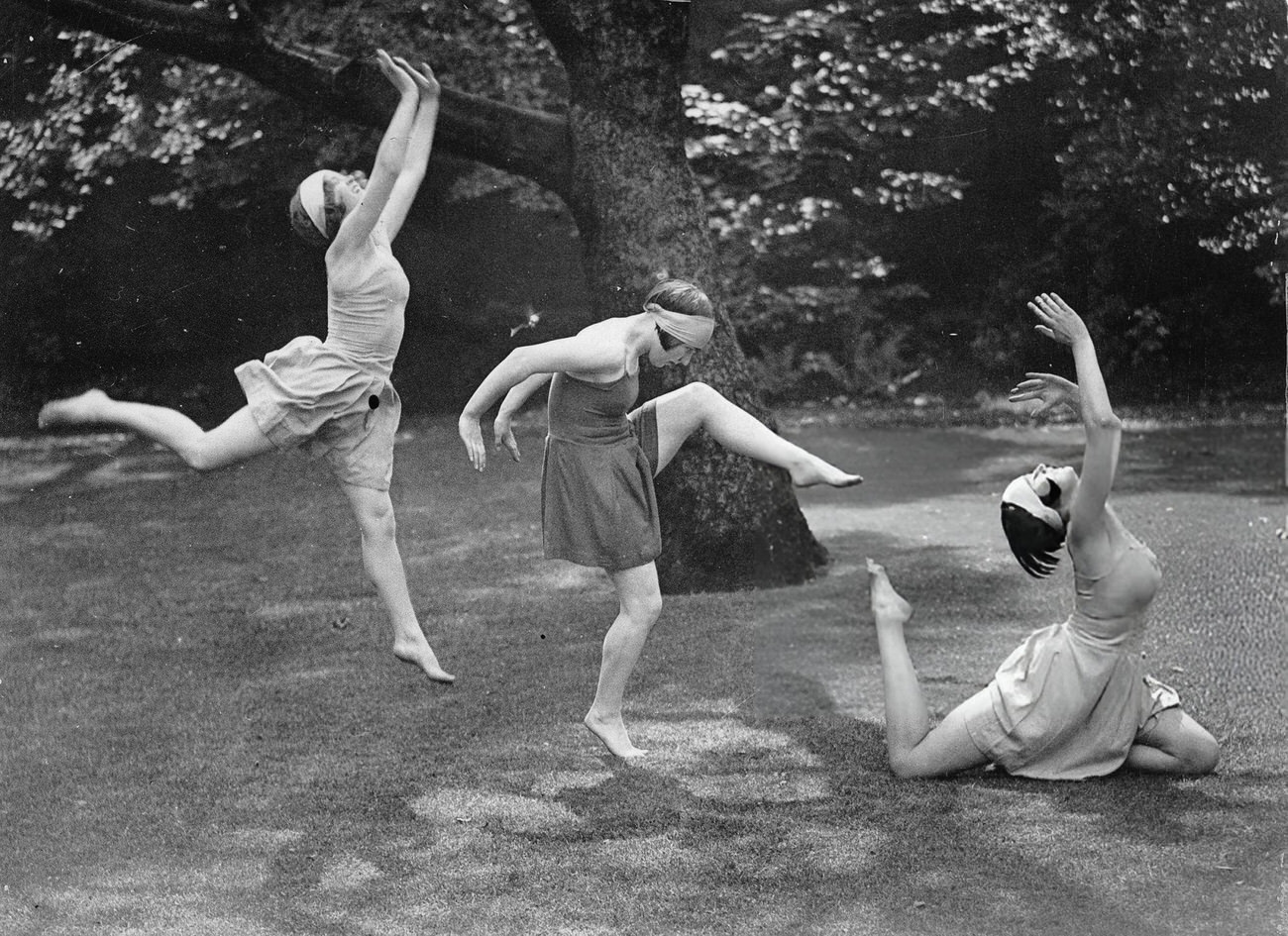 Margaret Morris Ballet Dancers Training In London, Circa 1930.