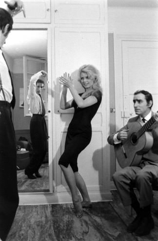 Fabulous Vintage Photos Of Brigette Bardot In Spain, 1958