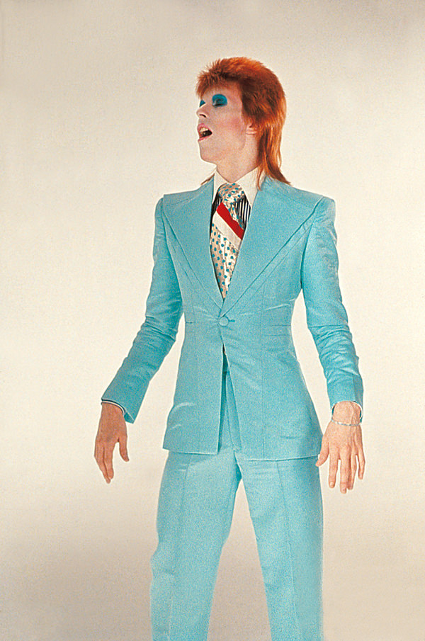 See The Transformation: Photos Of David Bowie'S Iconic Ziggy Stardust Era
