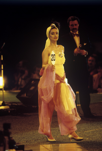 Moscow Beauty '88: The Soviet Union'S First Beauty Pageant