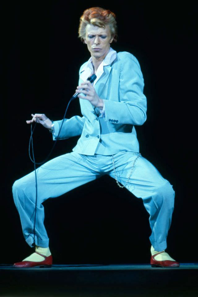 In A Blue Suit Performing In Los Angeles During His Diamond Dogs Tour, 1974.