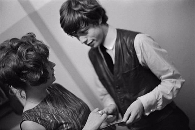 The Rolling Stones' Very First Photoshoot: Philip Townsend Captures The Band'S Humble Beginnings (1962)