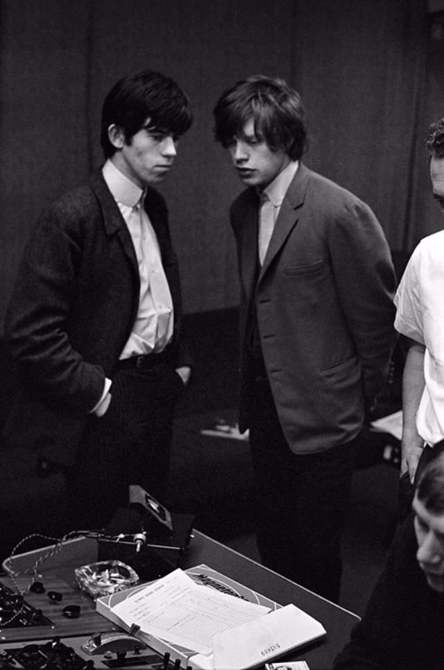 The Rolling Stones' Very First Photoshoot: Philip Townsend Captures The Band'S Humble Beginnings (1962)