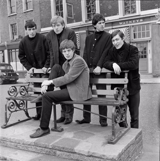 The Rolling Stones' Very First Photoshoot: Philip Townsend Captures The Band'S Humble Beginnings (1962)