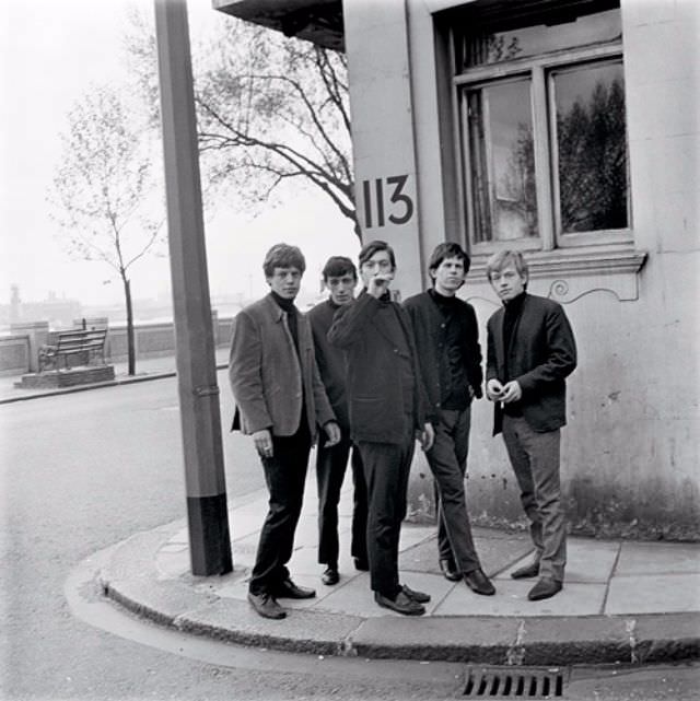The Rolling Stones' Very First Photoshoot: Philip Townsend Captures The Band'S Humble Beginnings (1962)