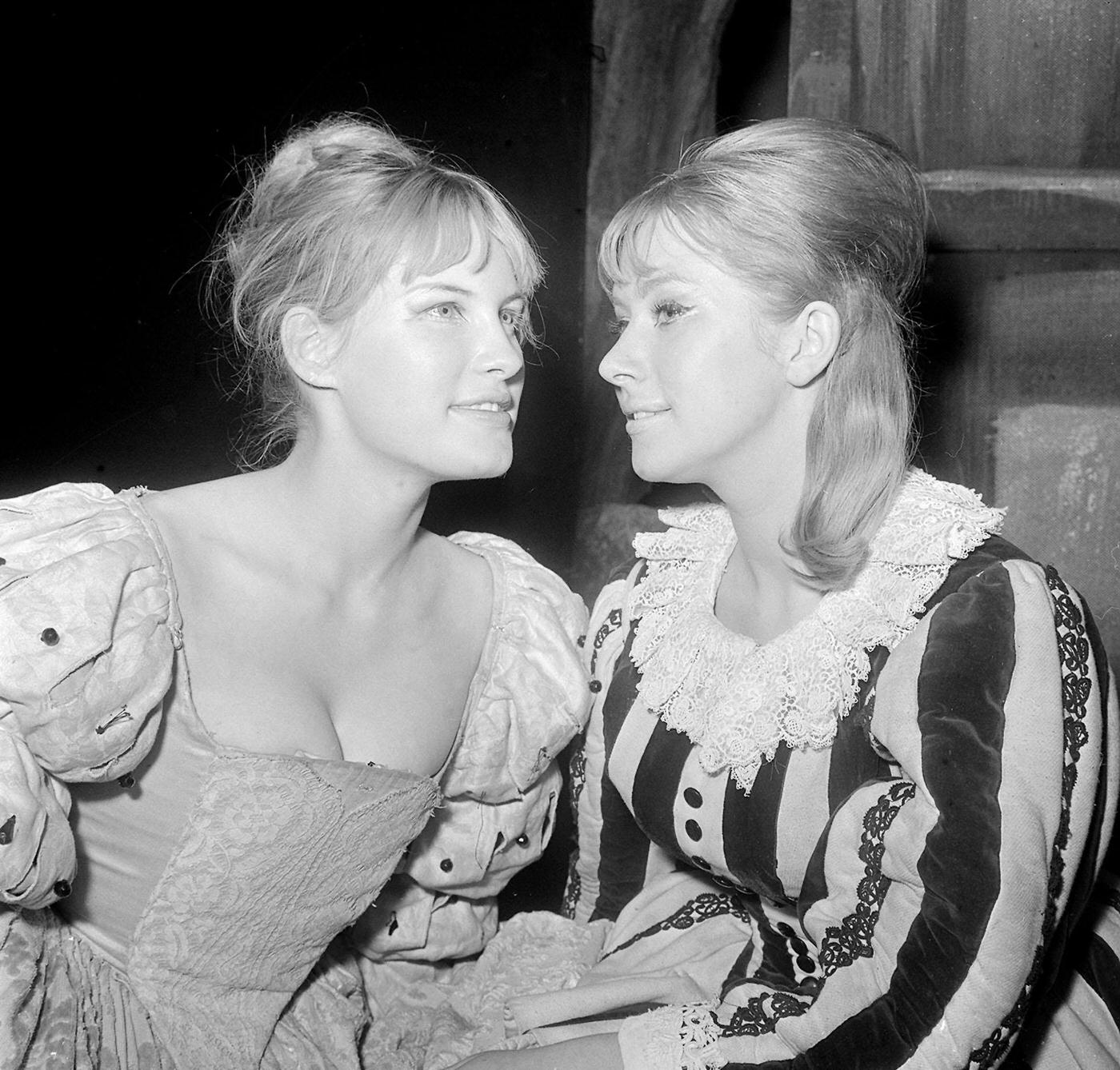 Mary Payne And Helen Mirren During Rehearsal For The National Youth Theatre’s Production Of A Midsummer Night’s Dream, 1964.