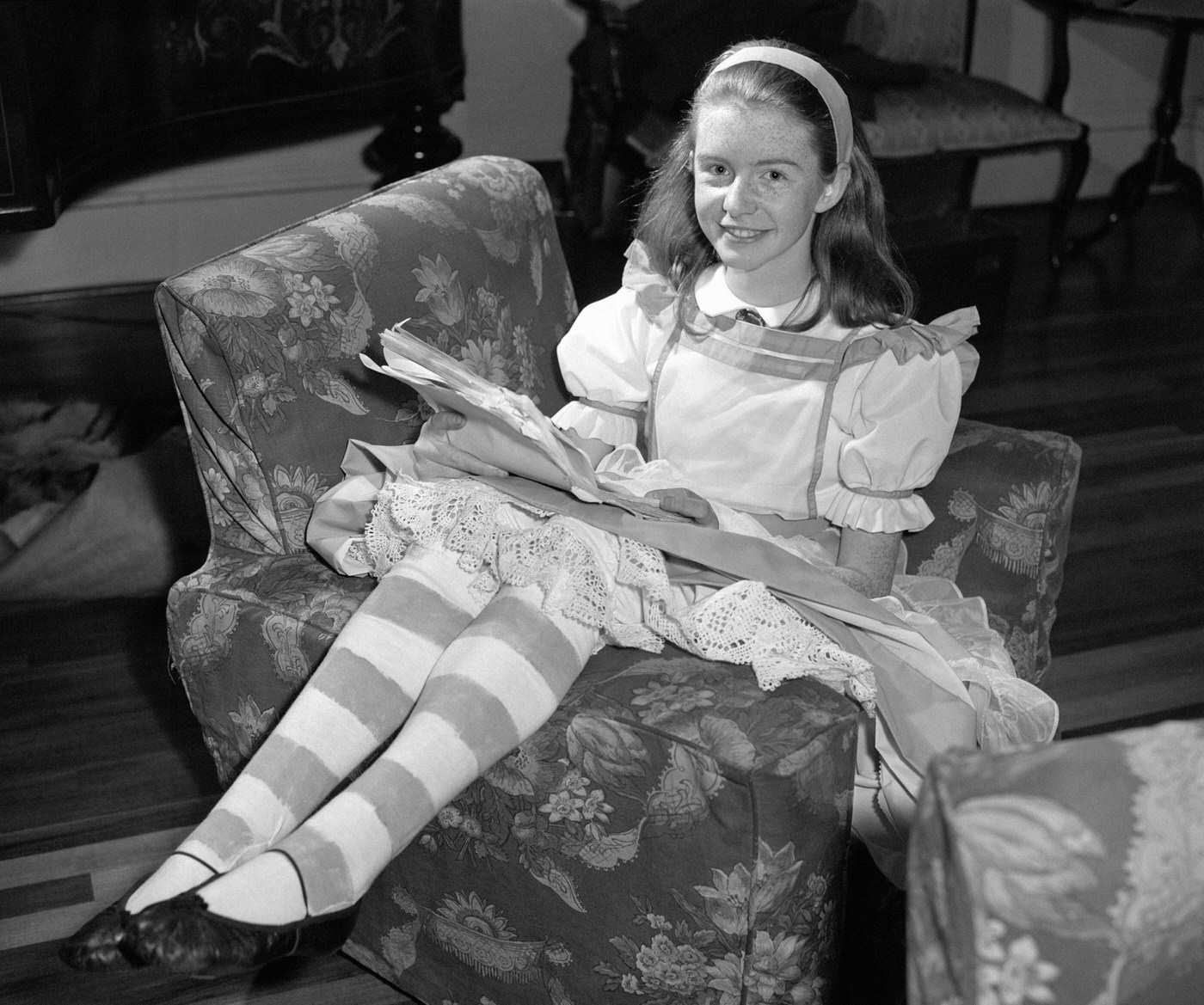Jane Asher, Aged 13, To Play Alice In ‘Alice In The Looking-Glass,’ At The Playhouse, Oxford, 1959.