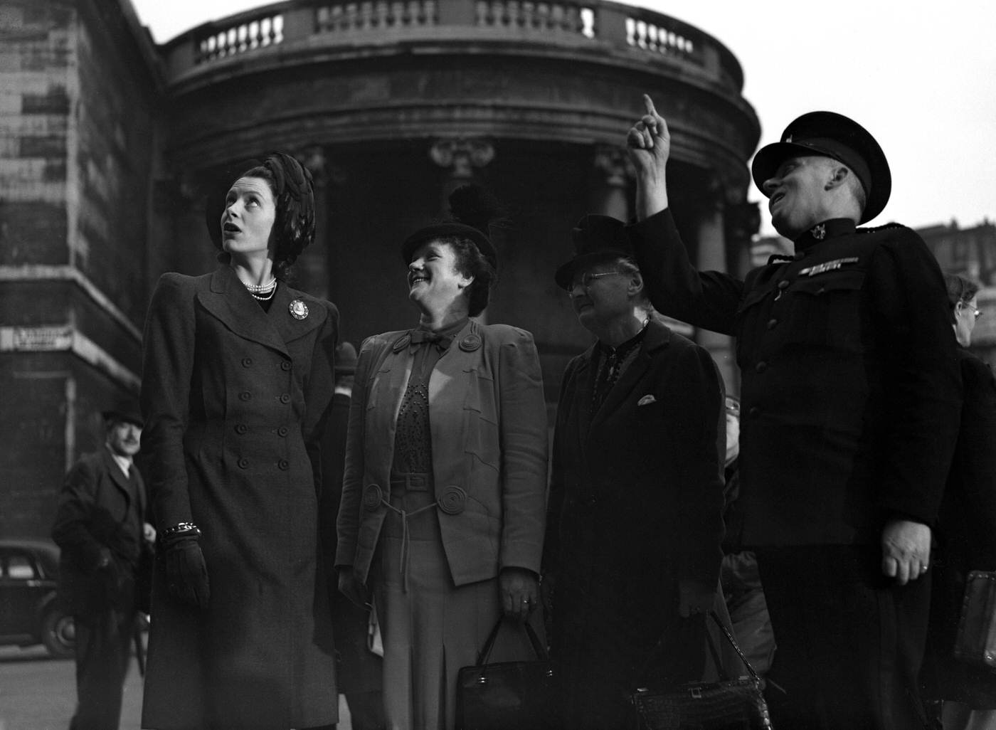 Miss Margaret Bondfield At Broadcasting House With Deborah Kerr And Mrs. Elsie May Crump To Take Part In The First Broadcast Of ”Woman’s Hour&Amp;Quot;, 1946.
