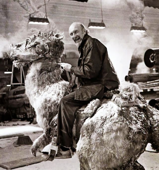 Stunning Behind-The-Scenes Photos From The Making Of Star Wars: Episode V – The Empire Strikes Back