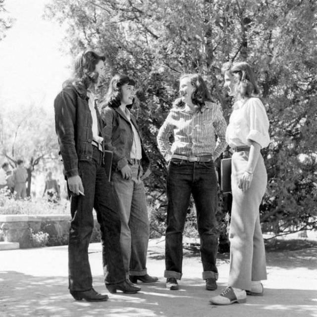American Cowgirls Of The 1940S: A Look At Rodeo Life And Style