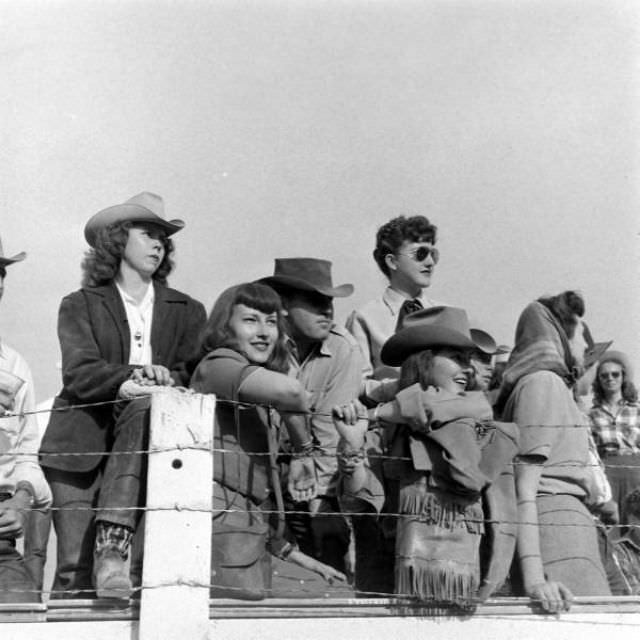 American Cowgirls Of The 1940S: A Look At Rodeo Life And Style