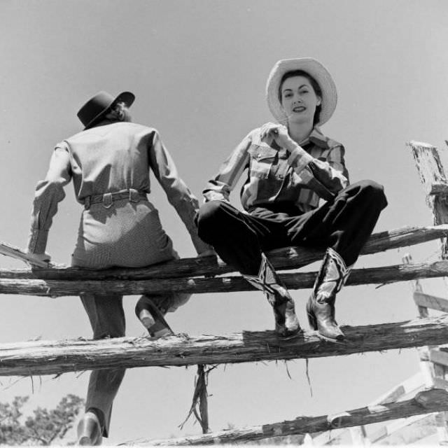 American Cowgirls Of The 1940S: A Look At Rodeo Life And Style