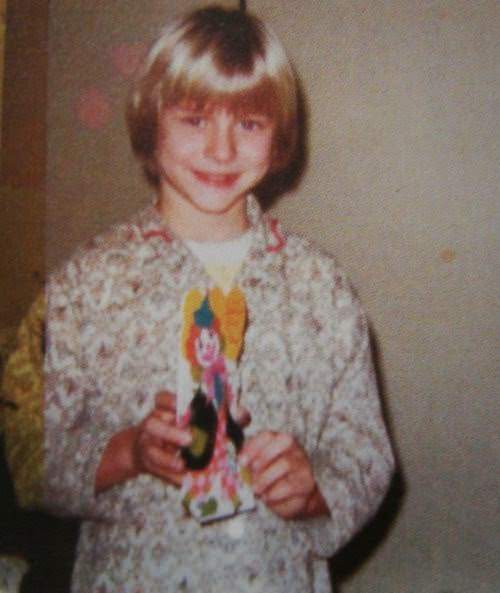 Rare Pictures Of Kurt Cobain’s Family And His Childhood From The Late 1960S And 1970S