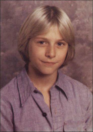 Rare Pictures Of Kurt Cobain’s Family And His Childhood From The Late 1960S And 1970S