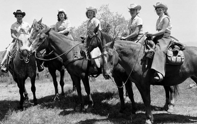 American Cowgirls 1940S
