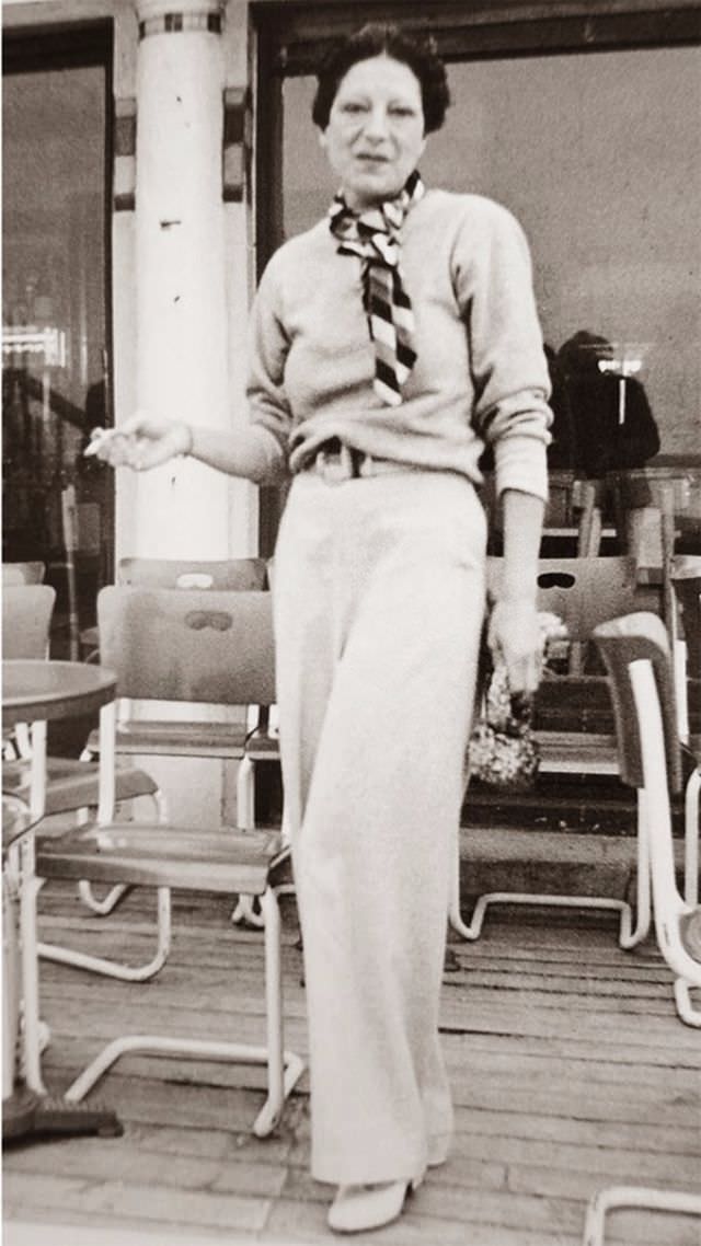 The 1930S Fashion Rebel: Super High-Waist Wide-Leg Trousers That Changed Women’s Style Forever