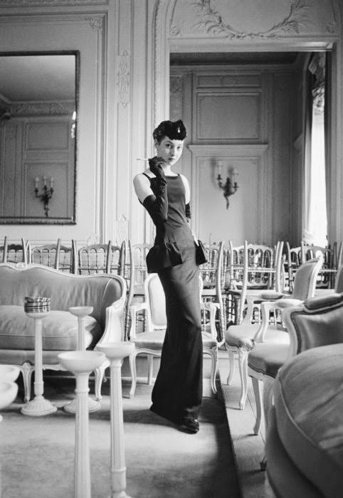 House Model Renée Models An Autumn-Winter 1954 Haute-Couture Gown.