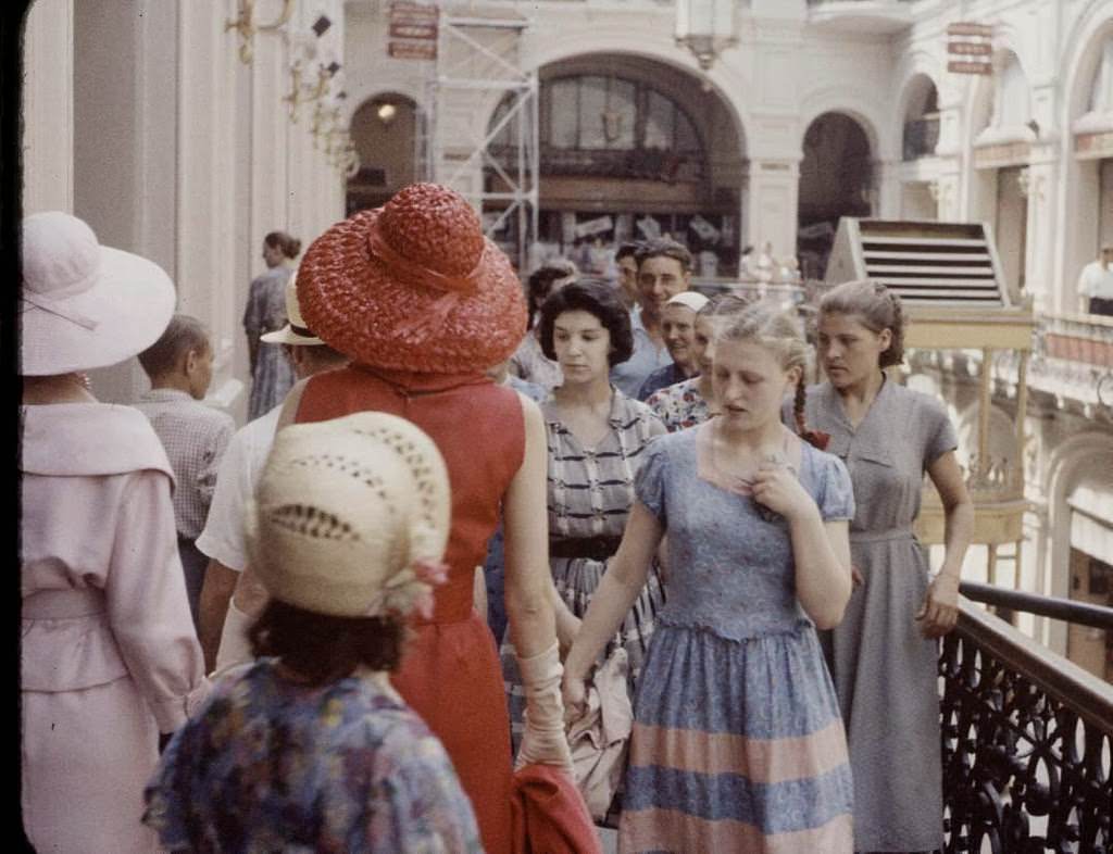 Red Square Runway: How Dior Models Turned Moscow Into A Fashion Stage In 1959