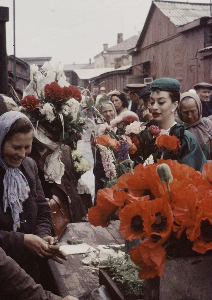 Red Square Runway: How Dior Models Turned Moscow Into A Fashion Stage In 1959