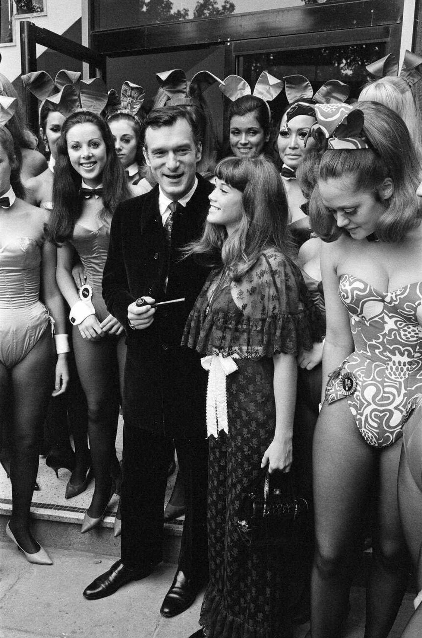 Hugh Hefner Holds A Press Conference At The London Playboy Club To Announce The Formation Of The Playboy Film Production Company; Pictured With Barbara Benton And Some Of The Bunny Girls, 1969.