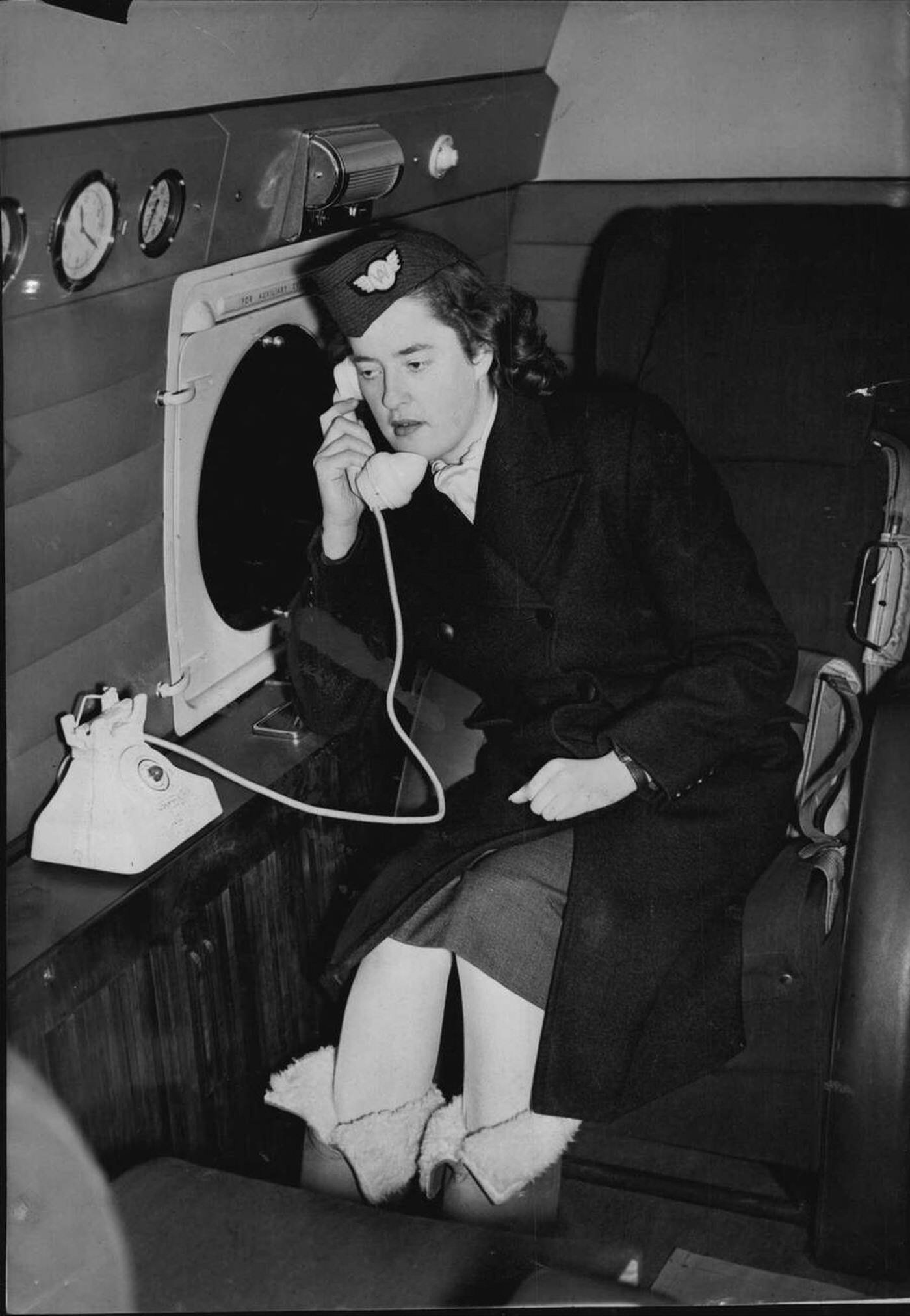 Zoe Jenner, A Viking Hostess, Sitting In The Queen'S Seat In The Queen'S Plane At Wisley, 1947.
