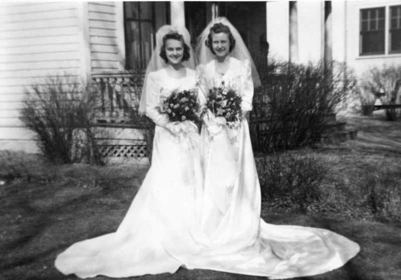What Bridesmaids Wore In The 1940S: Vintage Wedding Photos And True Styles