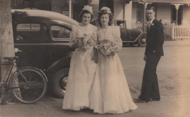 What Bridesmaids Wore In The 1940S: Vintage Wedding Photos And True Styles
