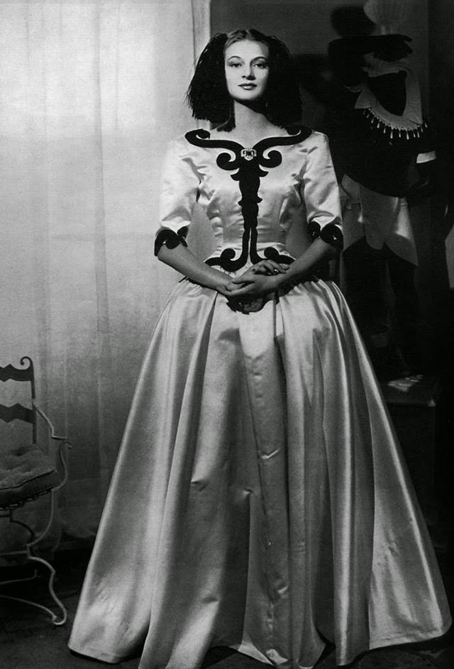How Cristóbal Balenciaga Quietly Redefined Women’s Fashion Between The 1940S And 1950S