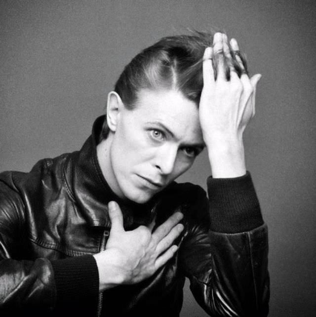 Behind The Lens: The Untold Story And Outtakes Of David Bowie’s Iconic ‘Heroes’ Album Cover In 1977