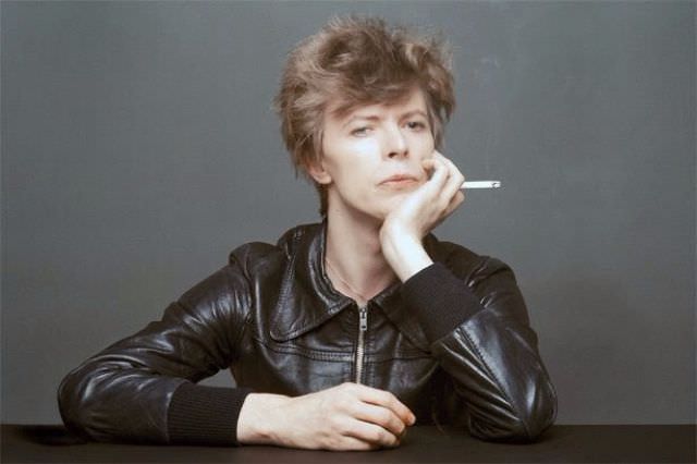 Behind The Lens: The Untold Story And Outtakes Of David Bowie’s Iconic ‘Heroes’ Album Cover In 1977